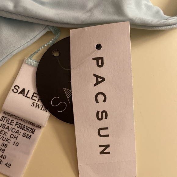 Light blue bikini set - Picture 8 of 11